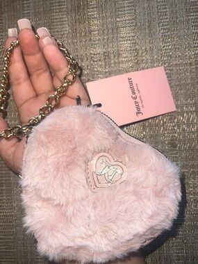 Juicy Couture Blush Pink Faux Fur Heart Key chain & wallet Wristlet 💖